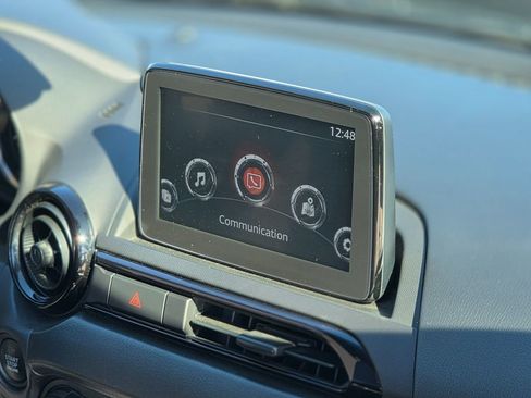 Used 2022 MAZDA MX-5 Miata Sport image 16