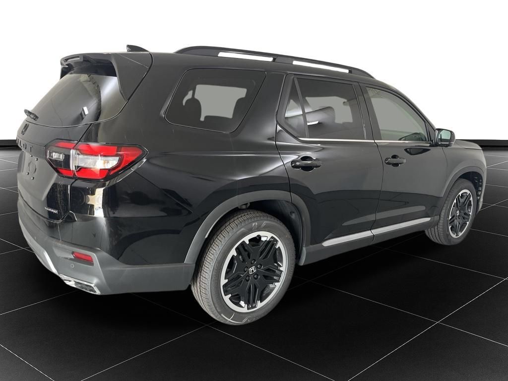 New 2026 Honda Pilot Touring image 5