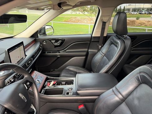 Used 2022 Lincoln Aviator Reserve w/ Equipment Group 201A AWD/4WD image 53