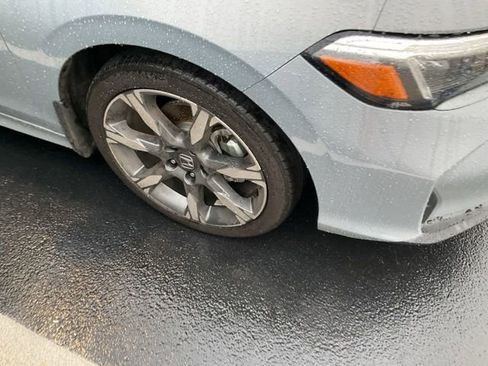Used 2025 Honda Civic Sport image 3