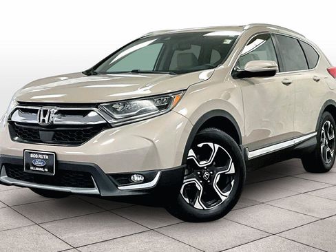Used 2017 Honda CR-V Touring image 2