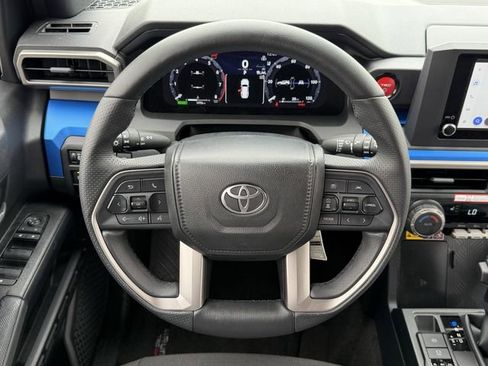 Certified 2025 Toyota 4Runner TRD Off-Road AWD/4WD image 14