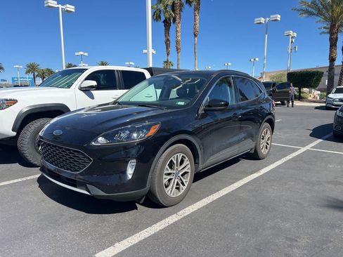 Used 2022 Ford Escape SEL image 1