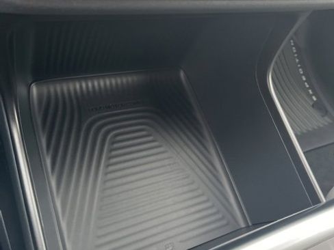 New 2025 Ford Expedition Active image 22