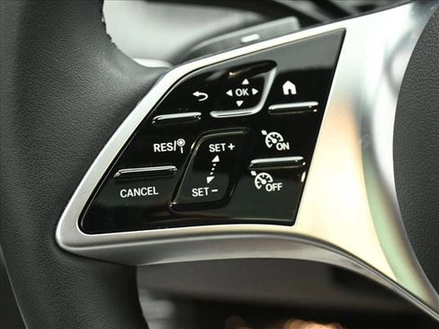 Certified 2026 Mercedes-Benz C 300 4MATIC Sedan image 11