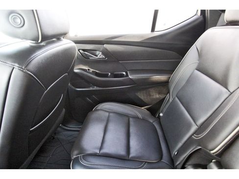 Used 2023 Chevrolet Traverse Premier w/ Redline Edition AWD/4WD image 12