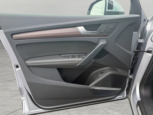 Used 2023 Audi Q5 2.0T Premium Plus image 28