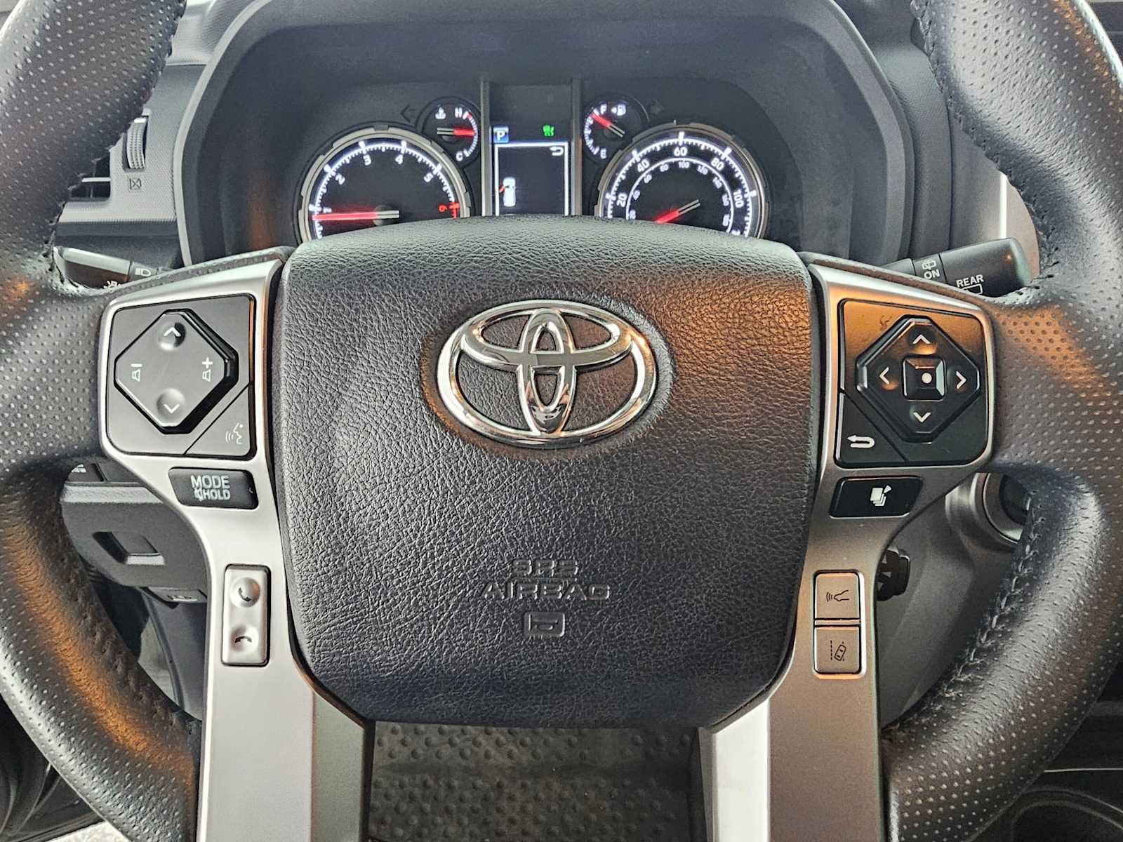 Used 2022 Toyota 4Runner Limited AWD/4WD image 24