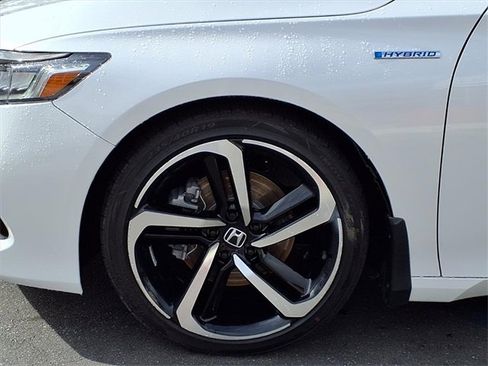 Used 2022 Honda Accord Sport image 7