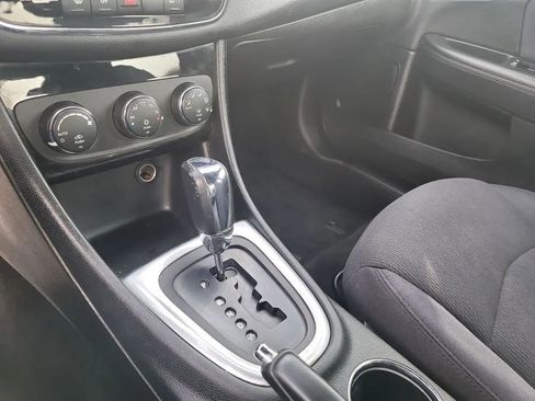 Used 2013 Chrysler 200 Touring w/ Cold Weather Group FWD image 16
