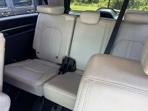 Used 2020 Ford Expedition Max Platinum RWD image 12