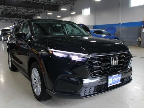 Used 2024 Honda CR-V EX image 3