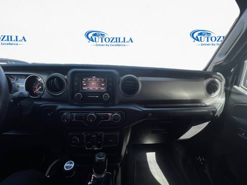 Used 2020 Jeep Gladiator Sport w/ Quick Order Package 24S image 10