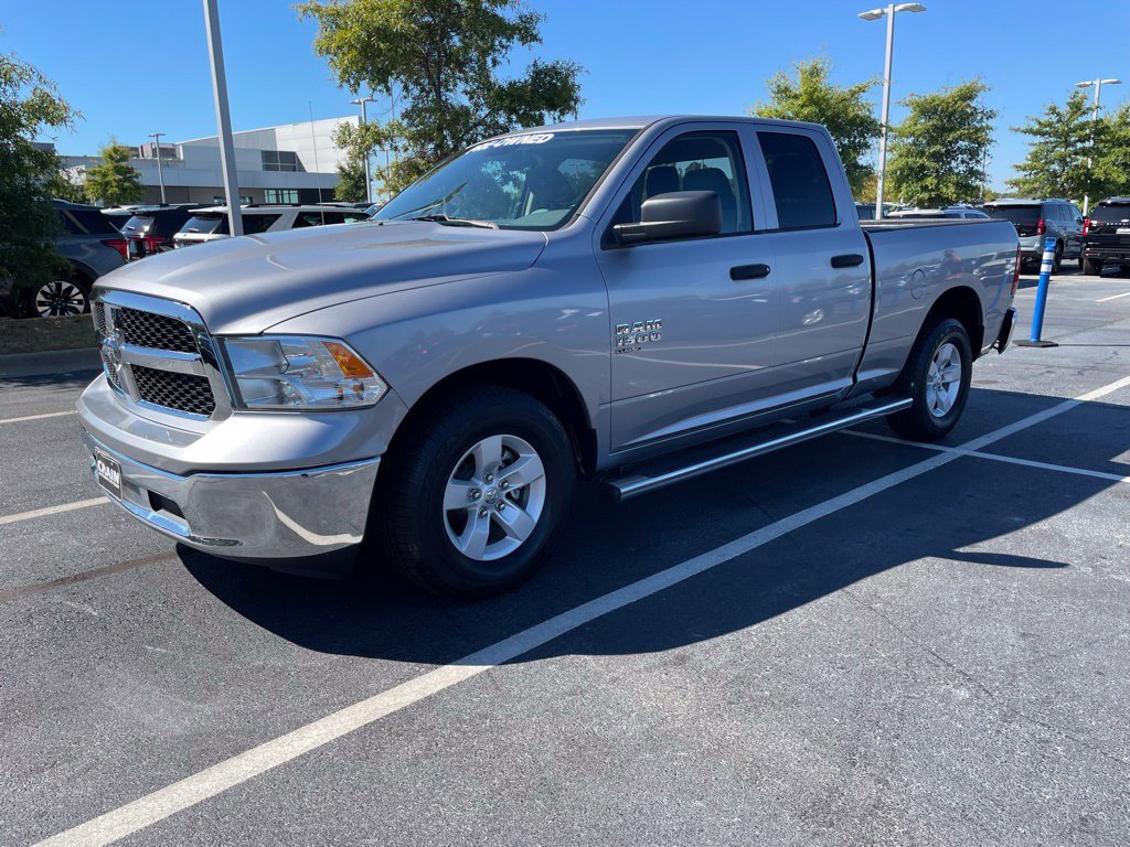 Used 2019 RAM 1500 Tradesman w/ Chrome Plus Package RWD image 3