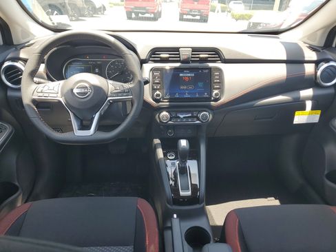 New 2025 Nissan Versa SR w/ Trunk Package image 12