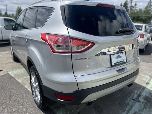 Used 2014 Ford Escape Titanium AWD/4WD image 3