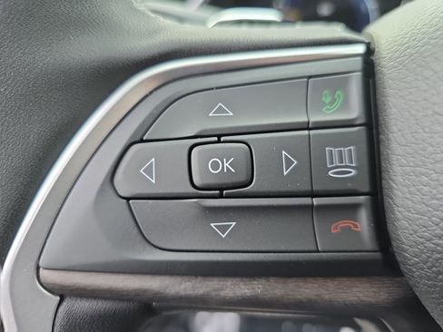 New 2025 Jeep Grand Cherokee Limited w/ Black Appearance Package image 18