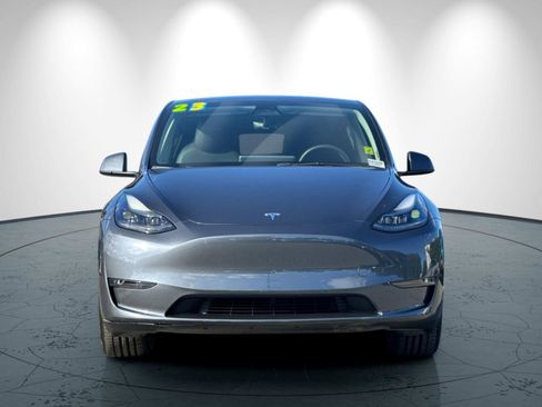 Used 2023 Tesla Model Y Long Range image 9