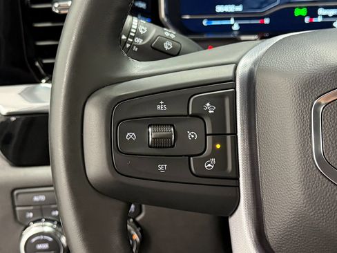 Used 2023 GMC Sierra 1500 Elevation AWD/4WD image 17