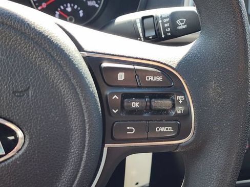 Used 2017 Kia Optima LX FWD image 23
