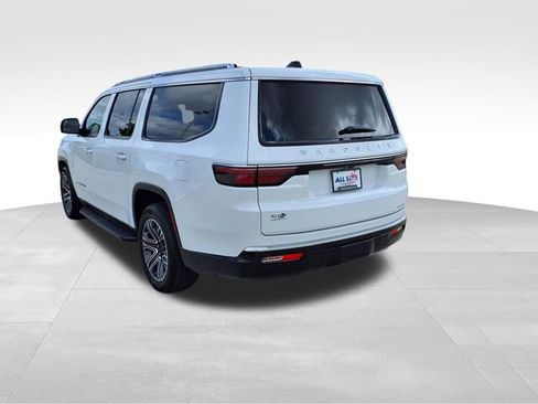 Used 2024 Jeep Wagoneer L Series II w/ Flexible Seating Group RWD image 6