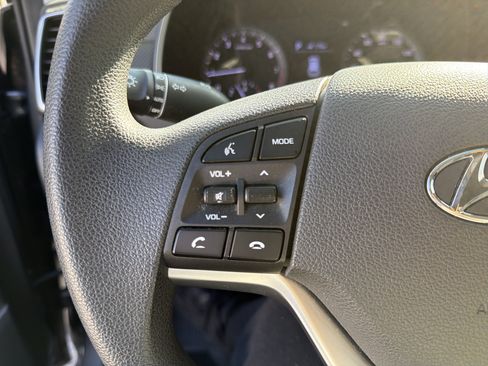 Used 2019 Hyundai Tucson SE image 8