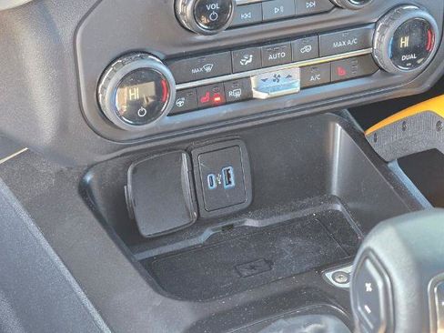 Certified 2023 Ford Bronco Badlands AWD/4WD image 30
