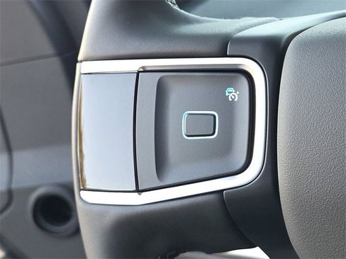 New 2025 Ford Expedition Active image 27