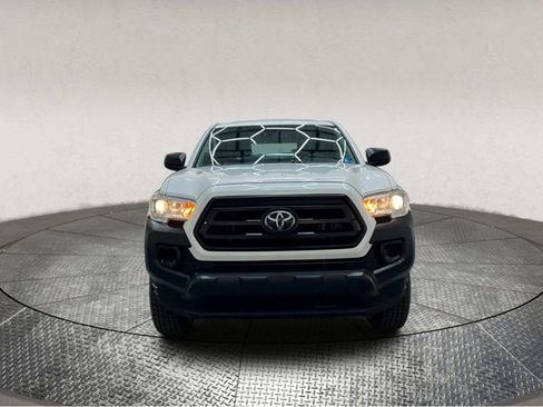Used 2021 Toyota Tacoma SR image 3