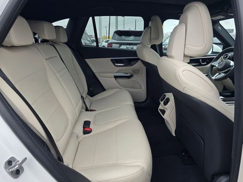 New 2026 Mercedes-Benz GLC 300 4MATIC image 12