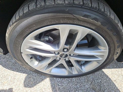 Used 2017 Lincoln MKC Reserve AWD/4WD image 35