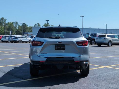Used 2024 Chevrolet Blazer RS w/ Driver Confidence II Package FWD image 4
