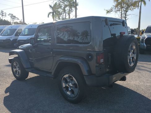 Used 2017 Jeep Wrangler Sahara w/ Connectivity Group image 7