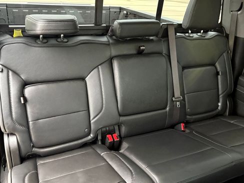 Used 2025 GMC Sierra 1500 Denali w/ Technology Package AWD/4WD image 46