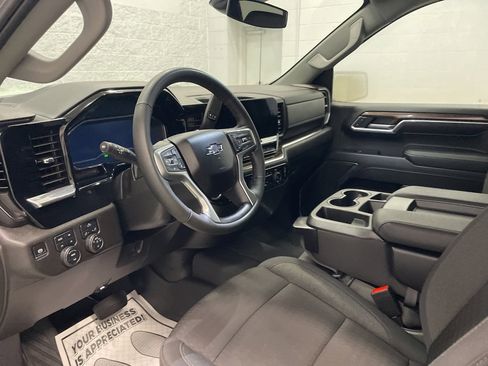 Certified 2024 Chevrolet Silverado 1500 RST image 18