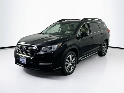 Used 2022 Subaru Ascent Limited w/ Technology Package image 1