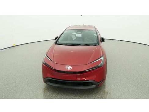 New 2026 Toyota Prius LE FWD image 17