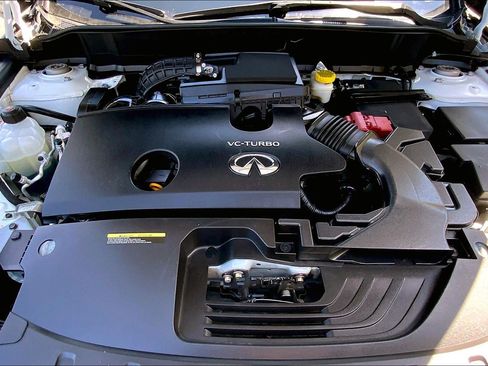 Used 2023 INFINITI QX50 Luxe AWD/4WD image 11