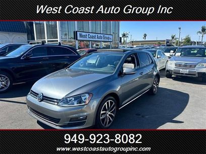 Used 2017 Volkswagen Golf SE