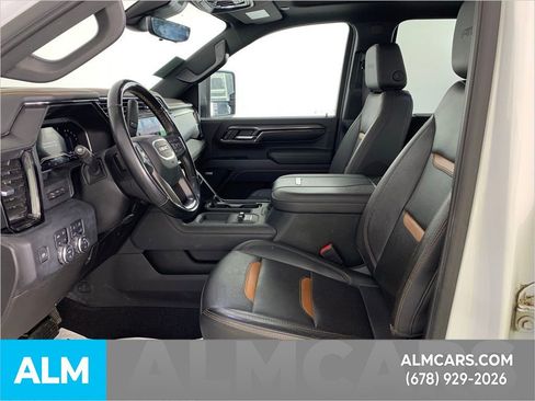 Used 2024 GMC Sierra 2500 AT4 w/ AT4 Premium Plus Package image 9