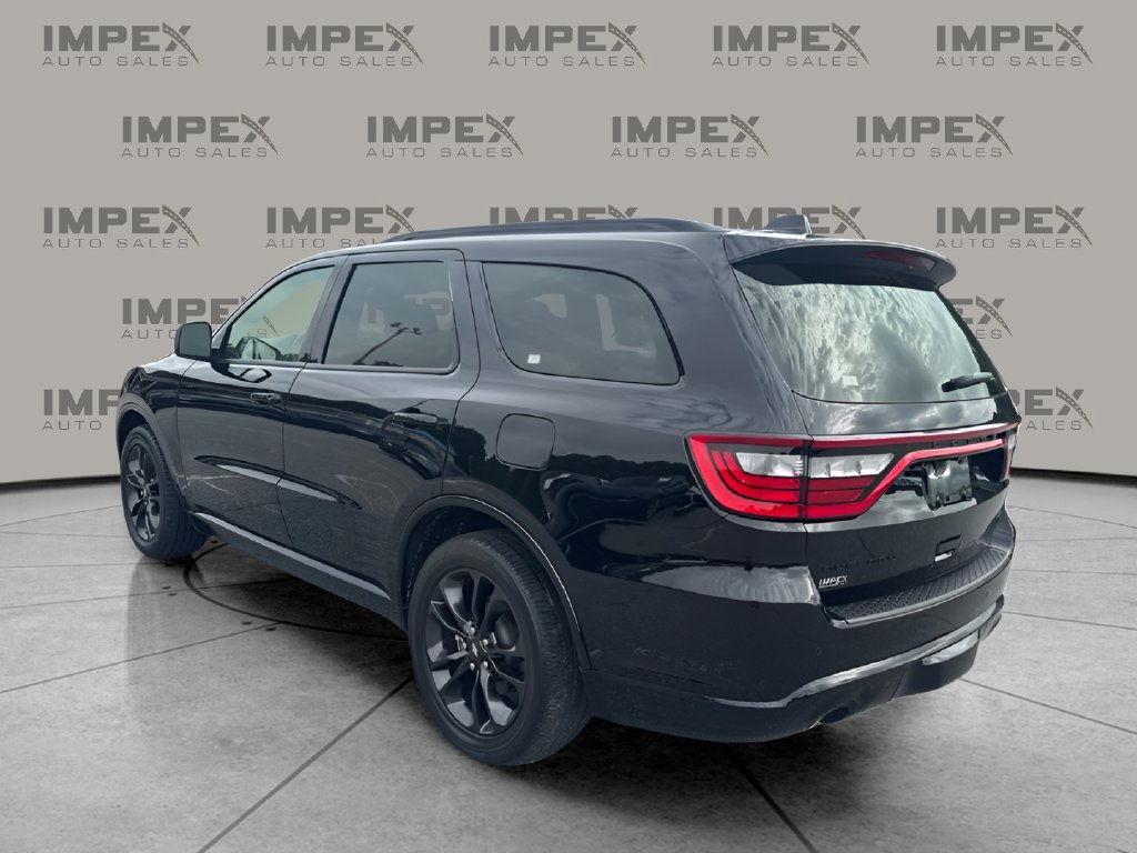 Used 2024 Dodge Durango R/T RWD image 3