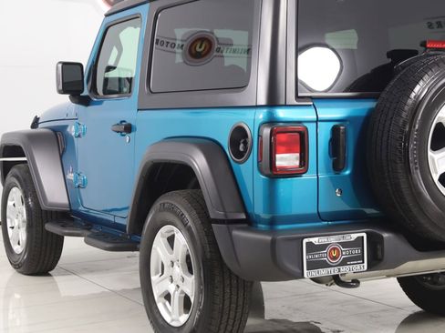 Used 2020 Jeep Wrangler Sport image 23