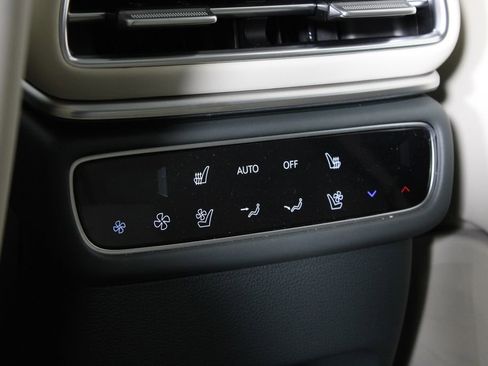 Used 2026 Genesis GV80 3.5T Prestige image 22