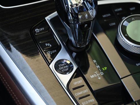 Used 2020 BMW X7 xDrive40i w/ Premium Package image 19