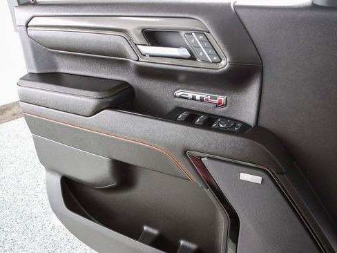 Used 2023 GMC Sierra 1500 AT4 w/ AT4 Preferred Package image 26