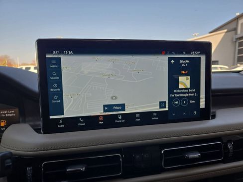 Used 2022 Lincoln Nautilus Reserve image 27