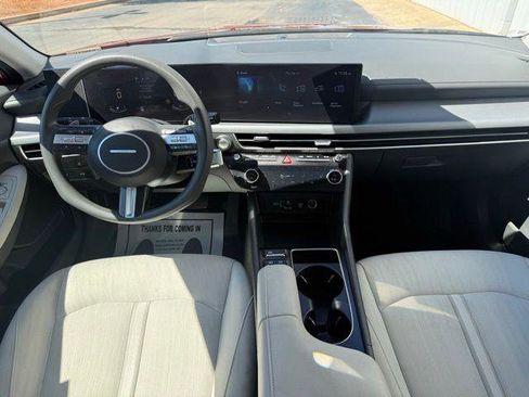 Used 2025 Hyundai Sonata SEL image 6