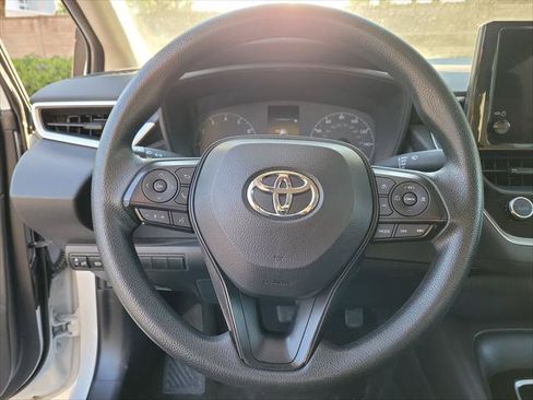 Used 2024 Toyota Corolla LE FWD image 21