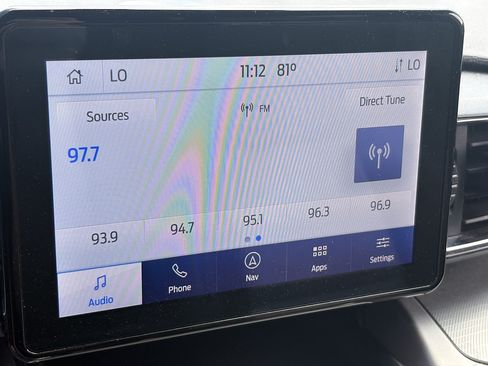 Used 2022 Ford Explorer XLT w/ Equipment Group 202A AWD/4WD image 38