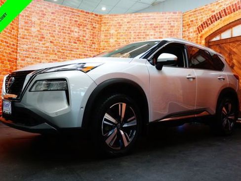 Certified 2023 Nissan Rogue SL w/ SL Premium Package AWD/4WD image 3